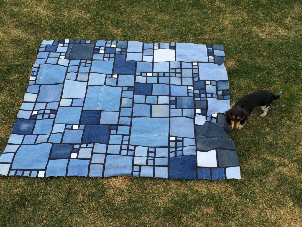 denim-stained-glass-quilt-dizzy-quilter