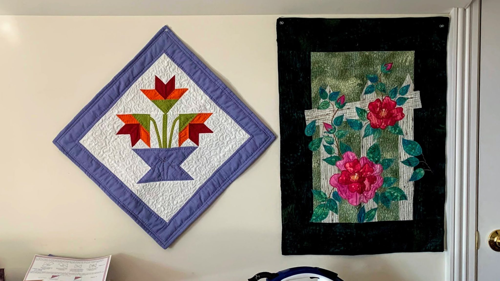 basket-of-lilies-mini-quilt-dizzy-quilter